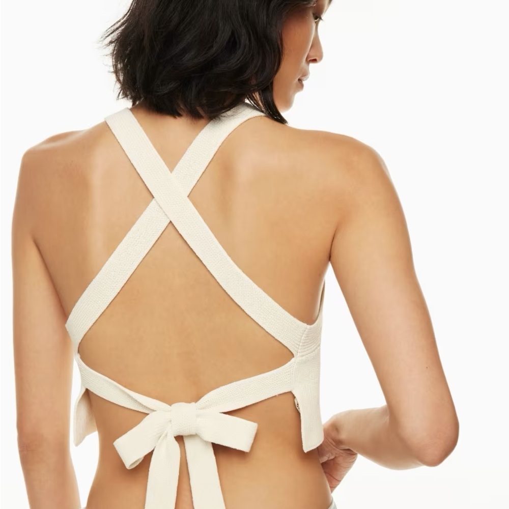 NWOT Aritzia Cayenne Cropped Knit Halter Top (White)